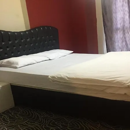 Apartahotel The Tuyap Vip Suites
